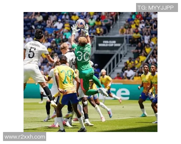 埃及与南非首战激烈对决球迷期待精彩瞬间与胜负悬念 埃及与南非首战激烈对决球迷期待精彩瞬间与胜负悬念