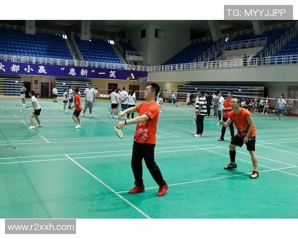 武汉羽毛球队在全国团队协作排行榜中荣登第七名展现出色团队精神与实力