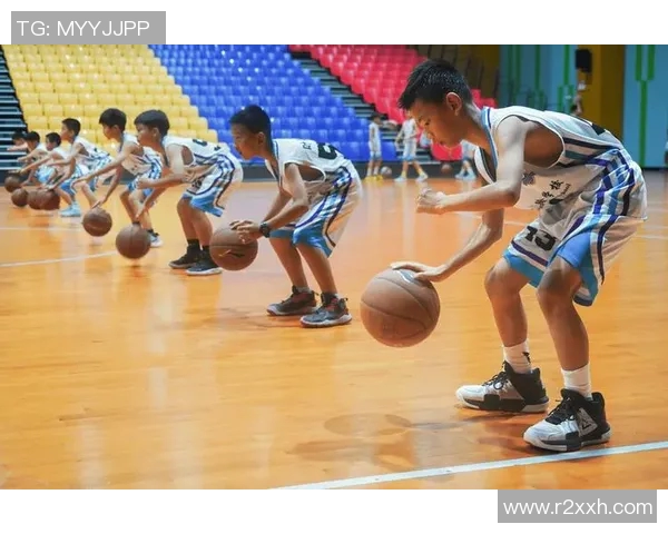 科学篮球力量训练全攻略助你提升球场表现与竞技水平