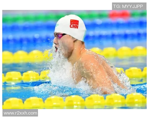 全程直播游泳比赛精彩瞬间 激情碰撞速度与技巧的巅峰对决